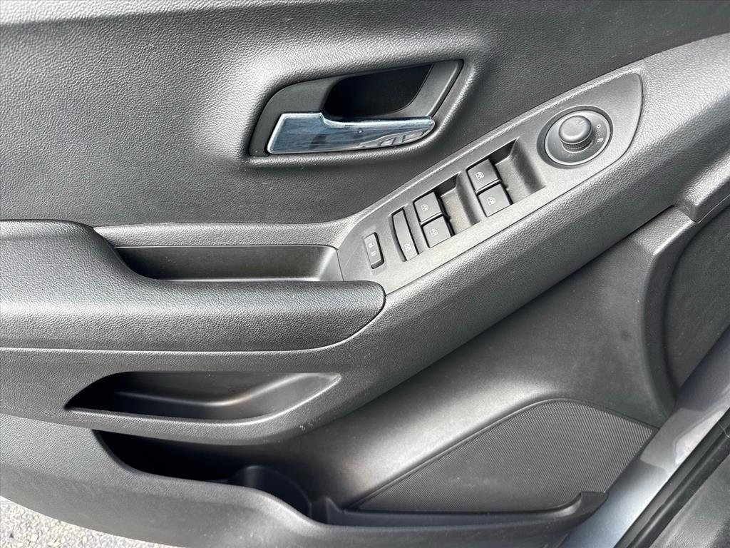 used 2020 Chevrolet Trax car, priced at $13,562