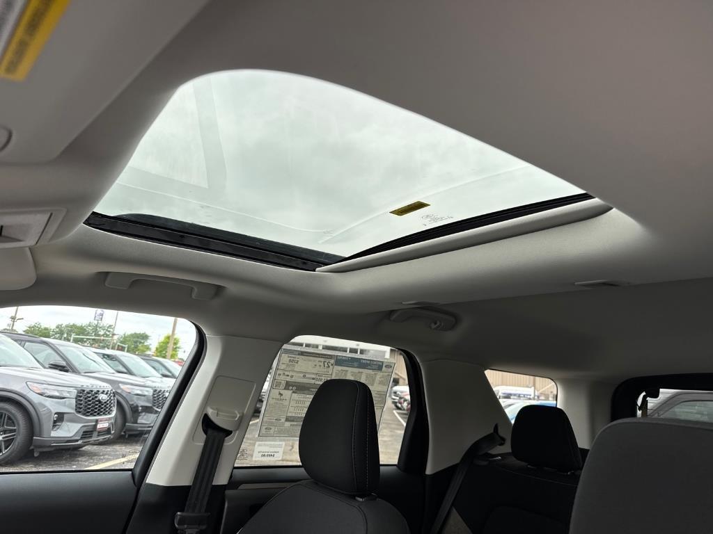 new 2025 Ford Bronco Sport car, priced at $33,324