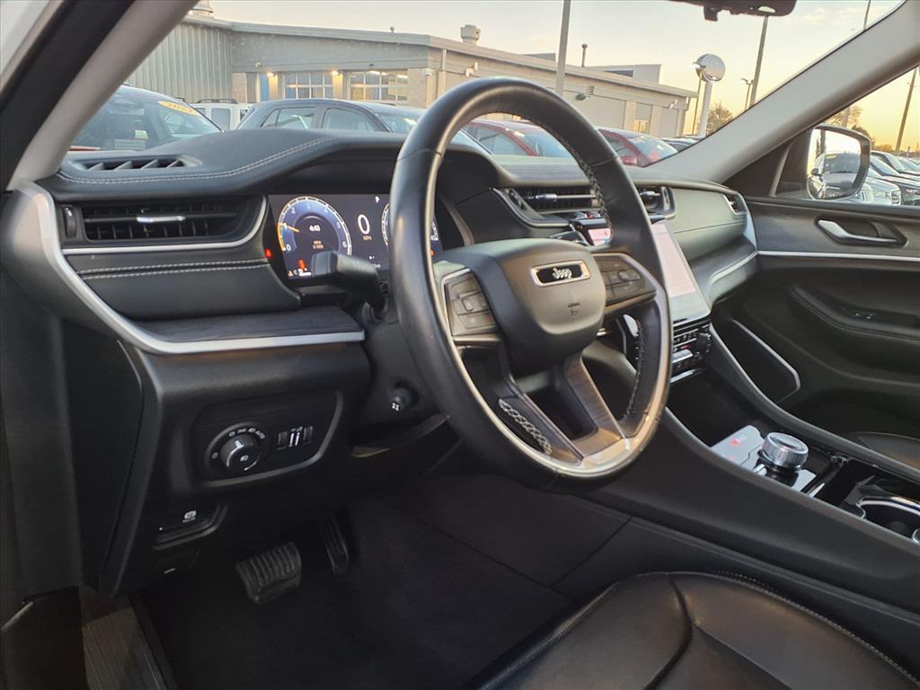 used 2021 Jeep Grand Cherokee L car, priced at $29,951