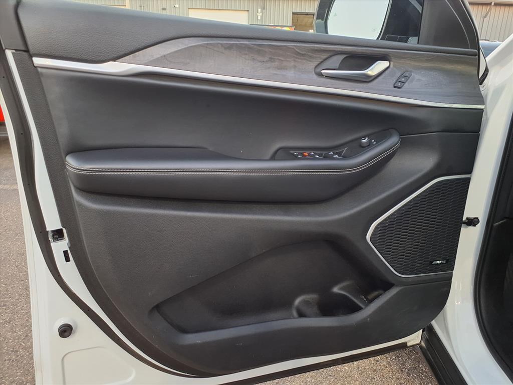 used 2021 Jeep Grand Cherokee L car, priced at $29,951