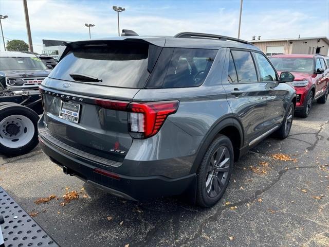 new 2025 Ford Explorer car, priced at $47,360