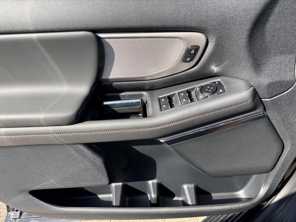 new 2025 Ford Expedition Max car, priced at $73,470