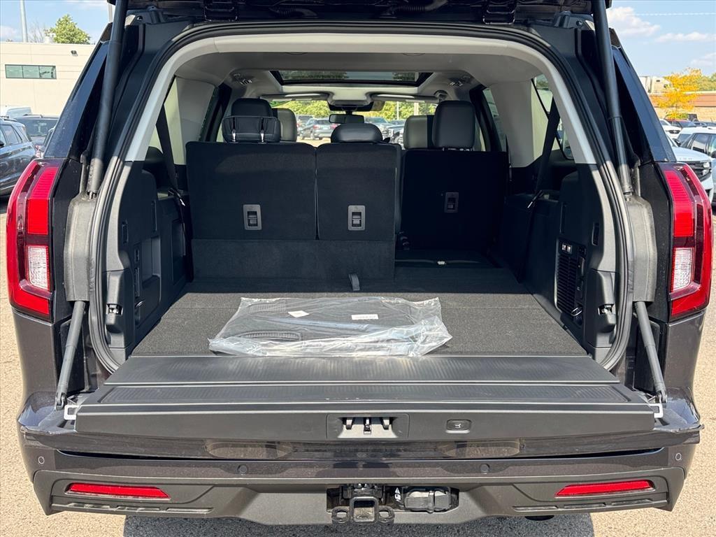 new 2025 Ford Expedition Max car, priced at $73,470