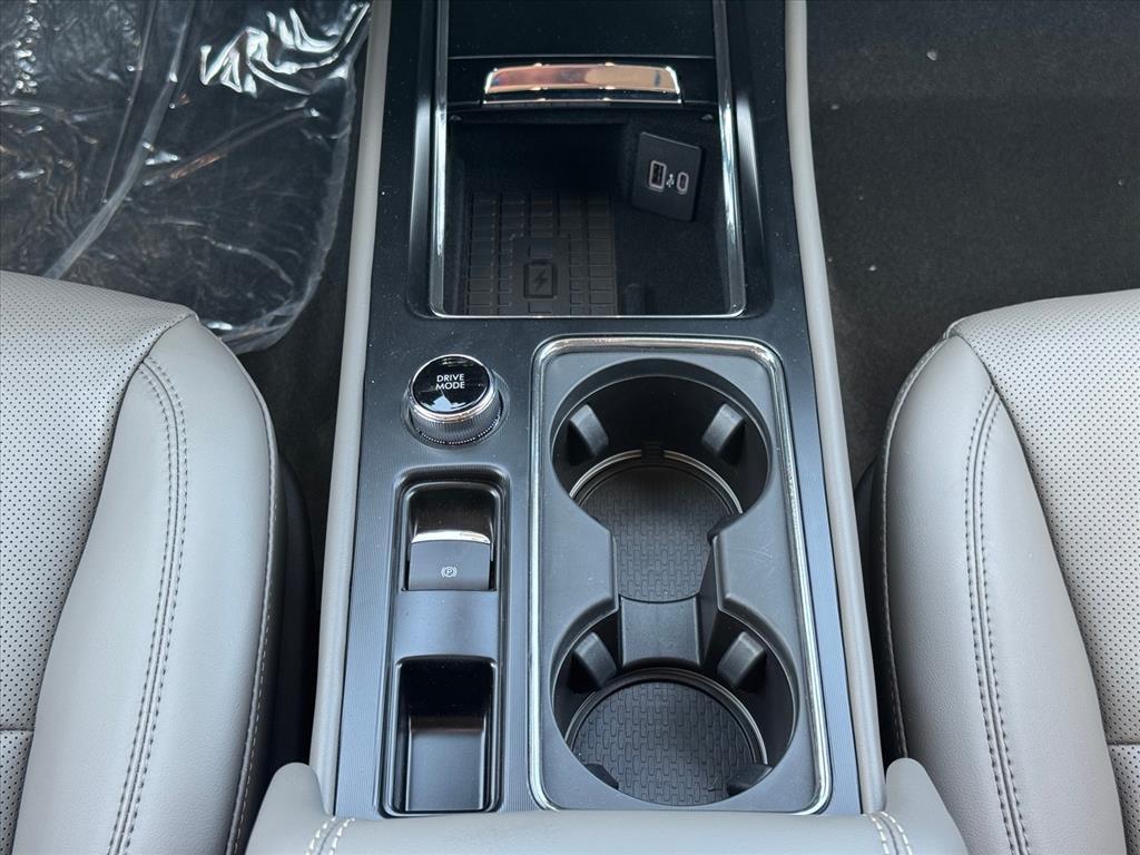 new 2025 Lincoln Corsair car, priced at $45,470