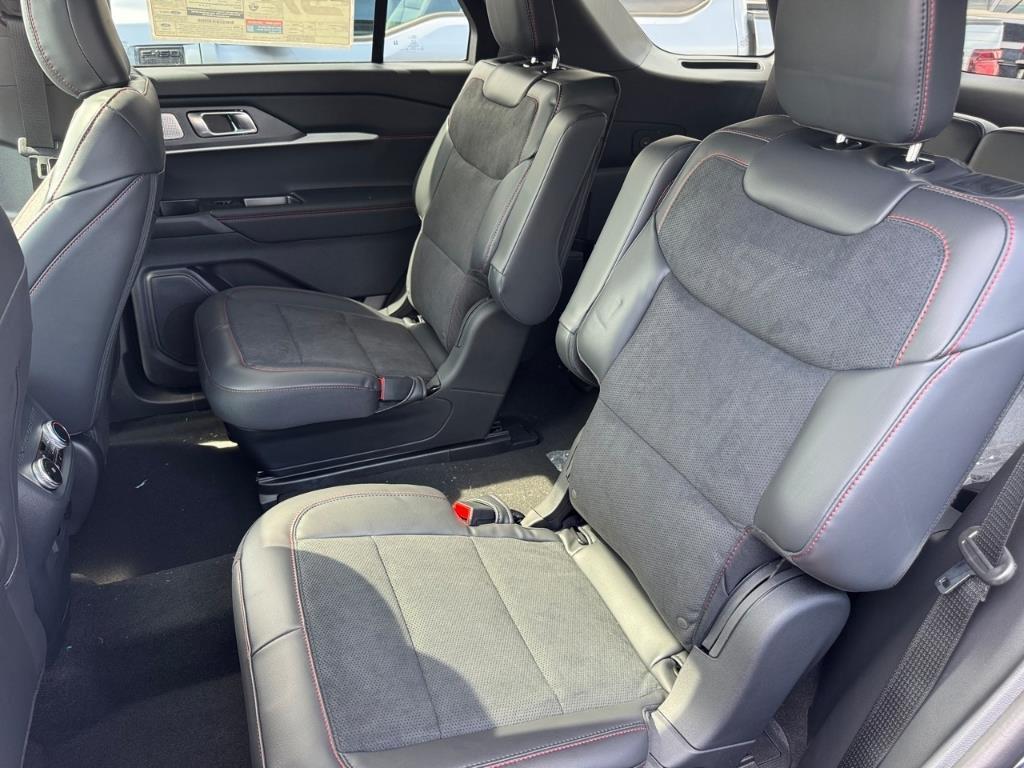 new 2025 Ford Explorer car, priced at $57,470