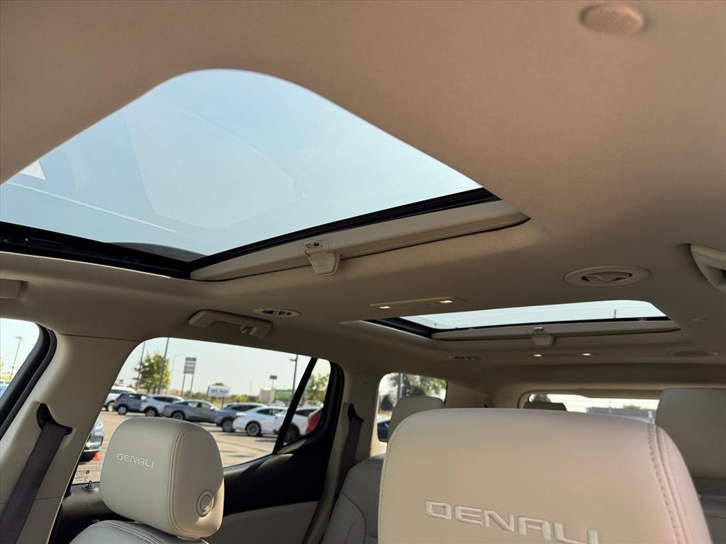 used 2018 GMC Acadia car, priced at $21,337