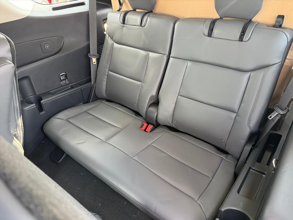 new 2025 Ford Explorer car, priced at $45,091