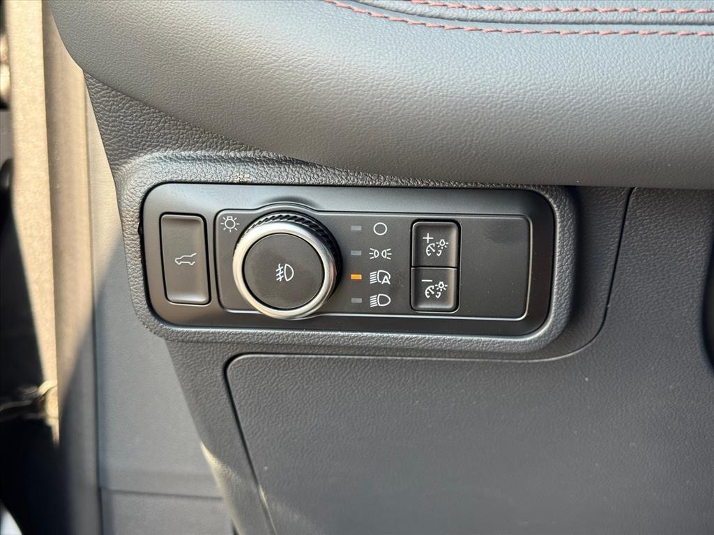 new 2025 Ford Explorer car, priced at $45,091