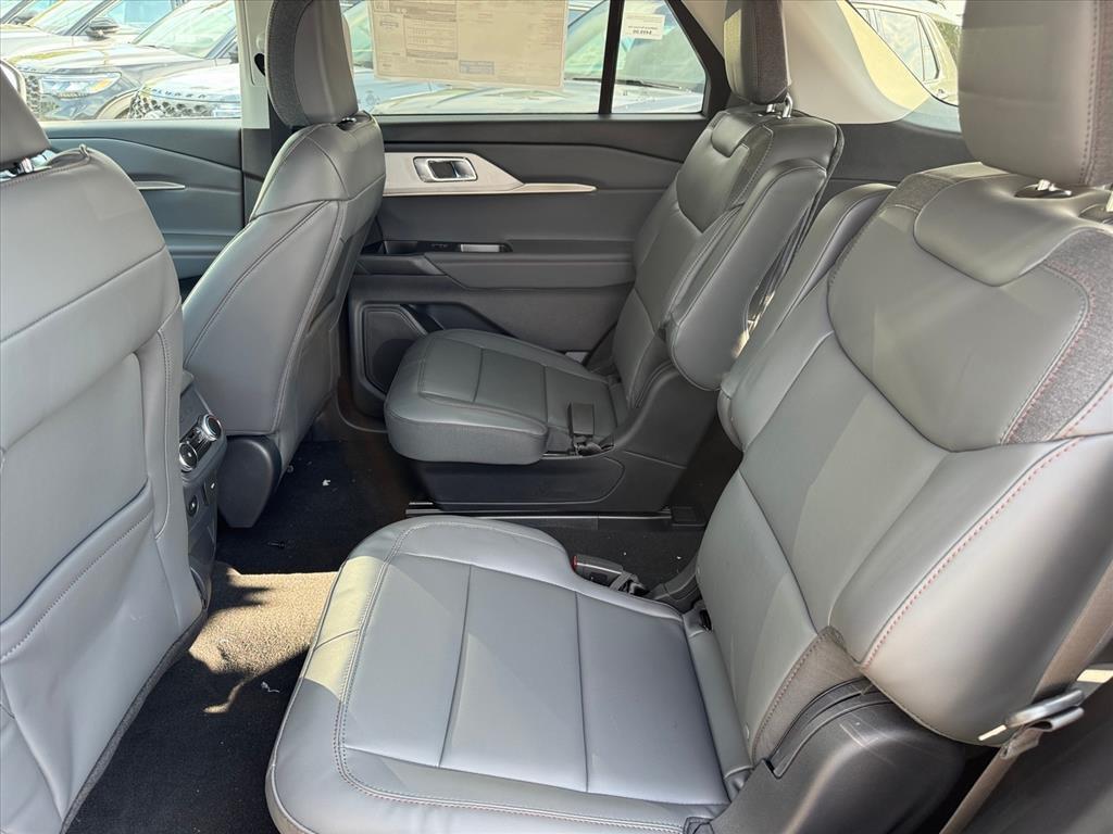new 2025 Ford Explorer car, priced at $45,091