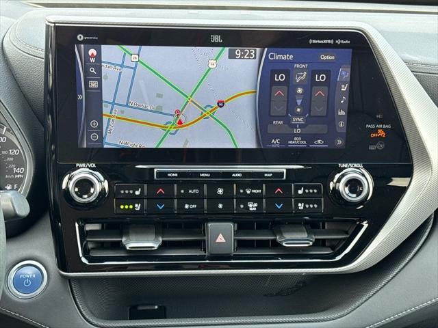 used 2021 Toyota Highlander Hybrid car, priced at $41,268