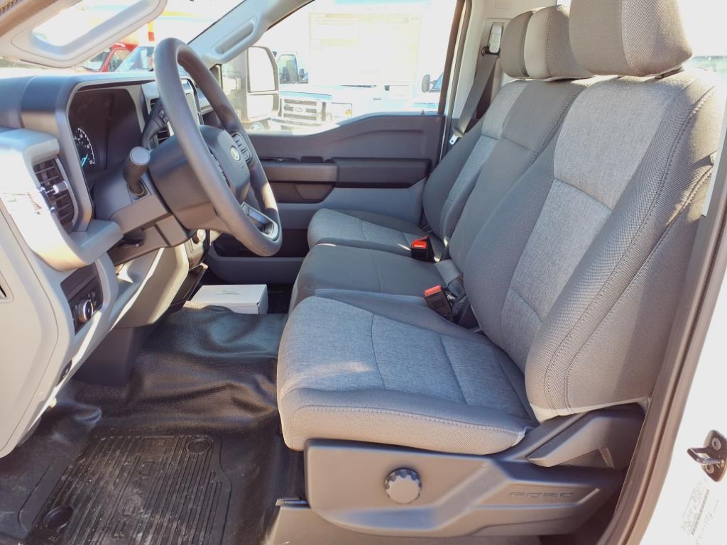 new 2025 Ford F-450 car, priced at $71,845