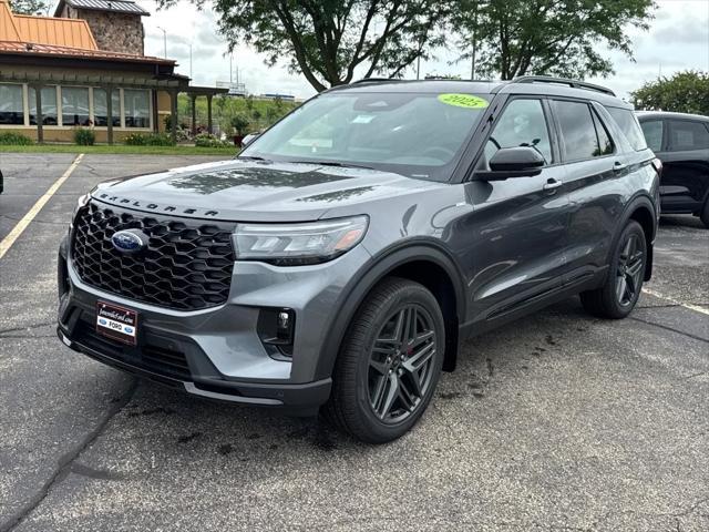 new 2025 Ford Explorer car, priced at $50,772