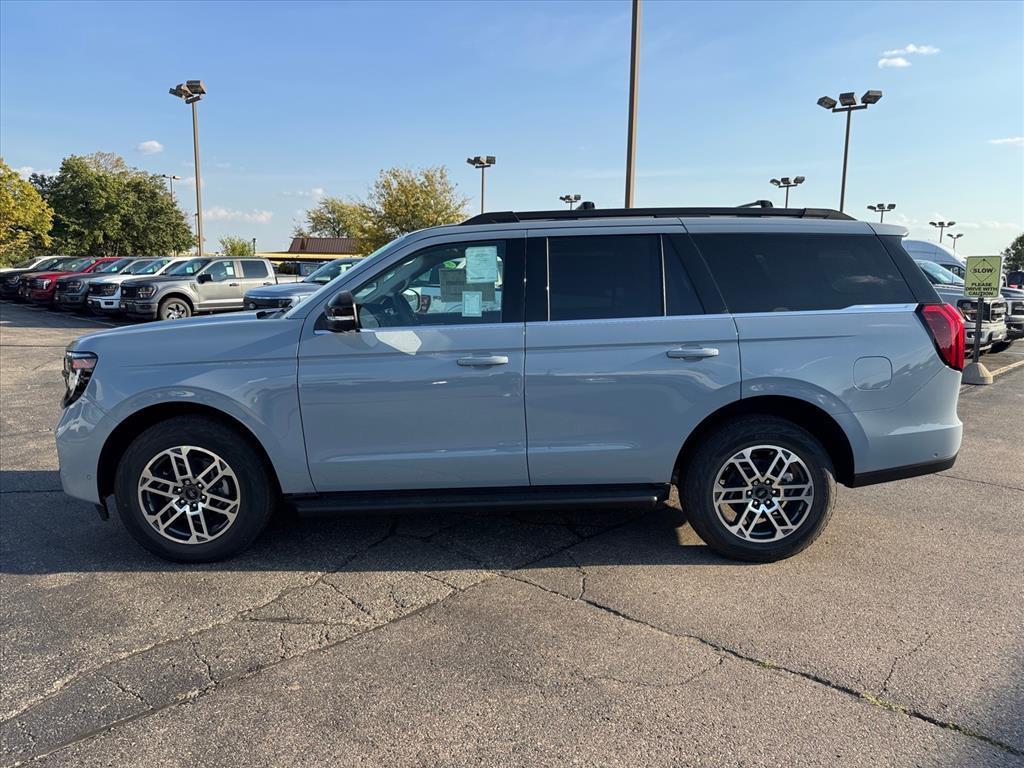 new 2025 Ford Expedition car, priced at $73,609