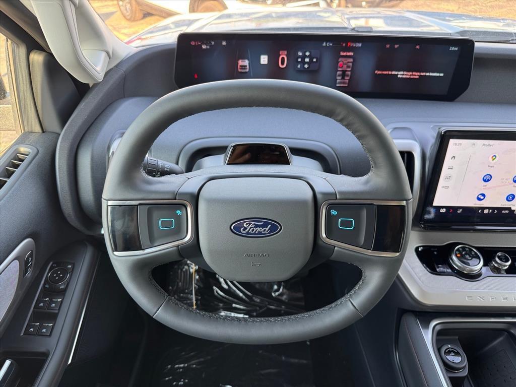 new 2025 Ford Expedition car, priced at $73,609