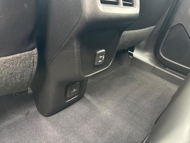 used 2021 Chevrolet Equinox car, priced at $26,841