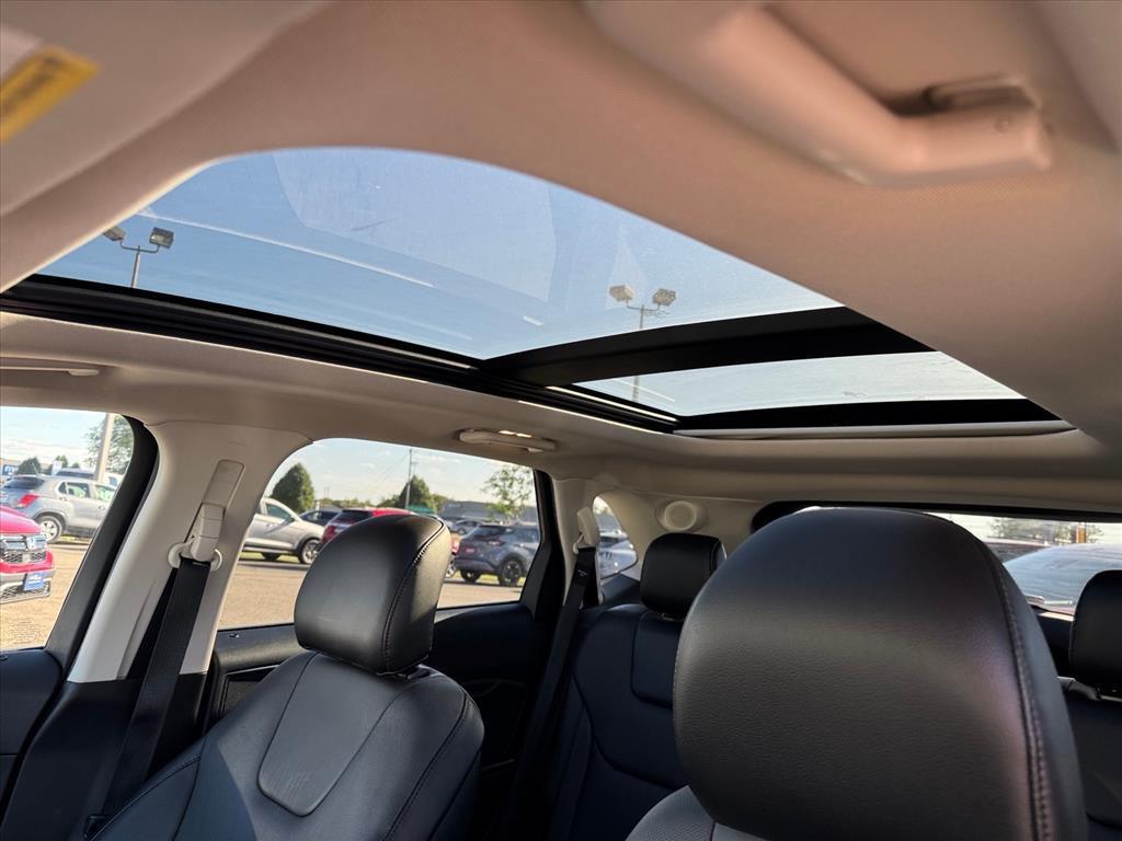 used 2018 Ford Edge car, priced at $17,268