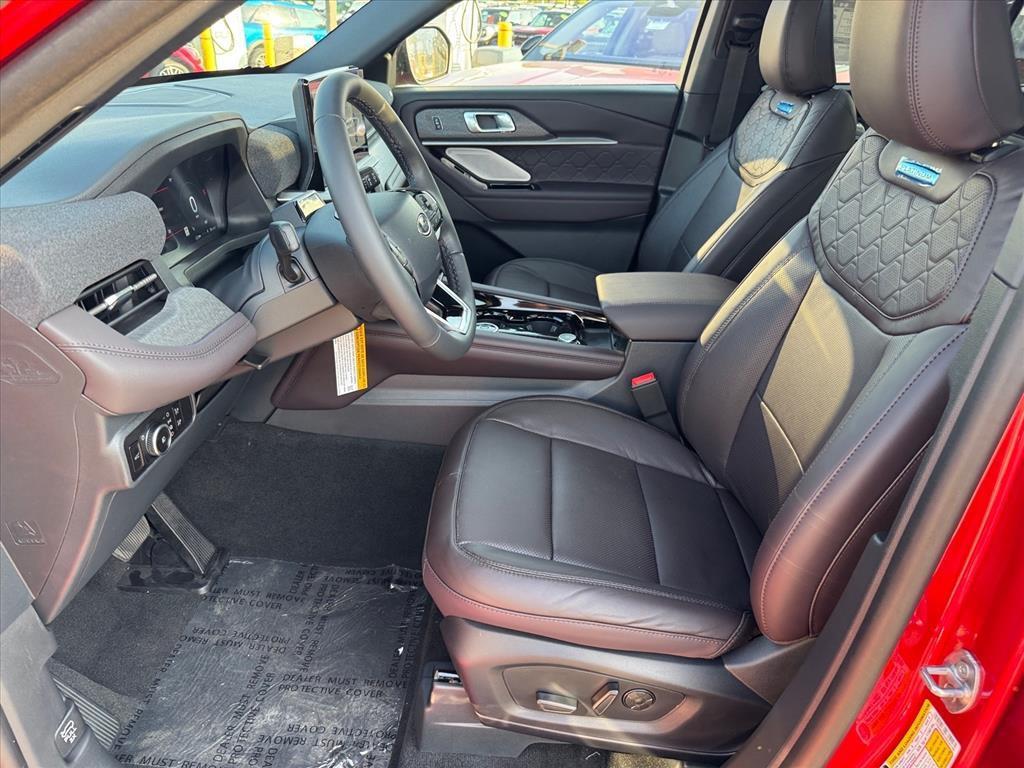 new 2025 Ford Explorer car, priced at $58,928