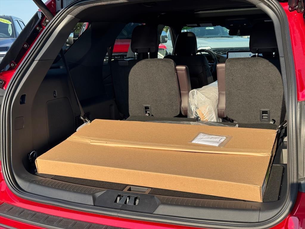 new 2025 Ford Explorer car, priced at $58,928