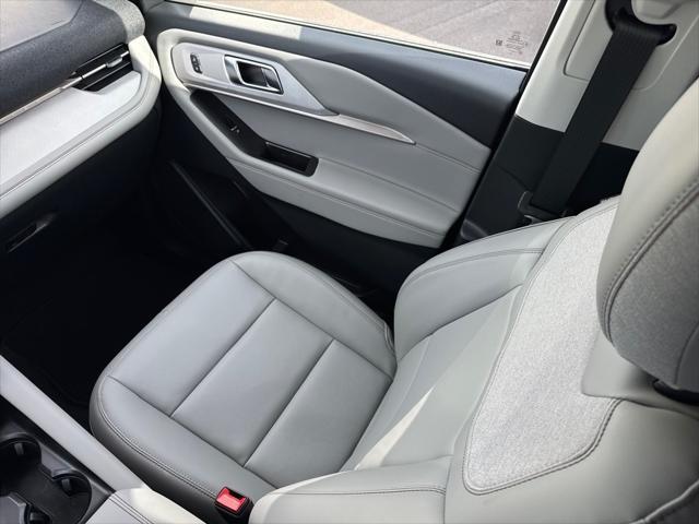 new 2025 Ford Explorer car, priced at $46,906