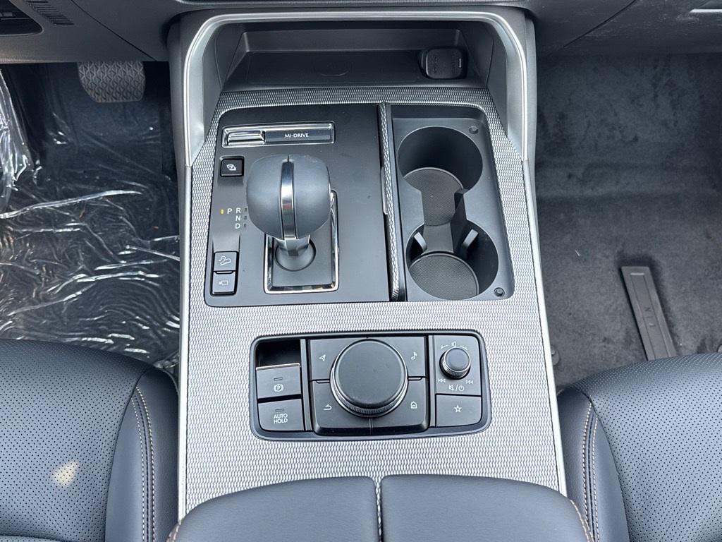 new 2025 Mazda CX-70 PHEV car, priced at $56,777