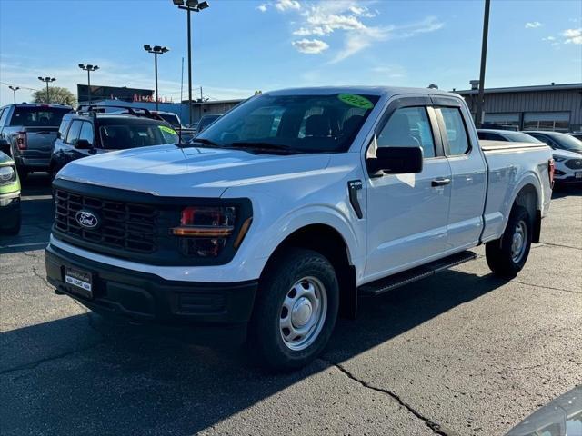 new 2024 Ford F-150 car, priced at $43,572