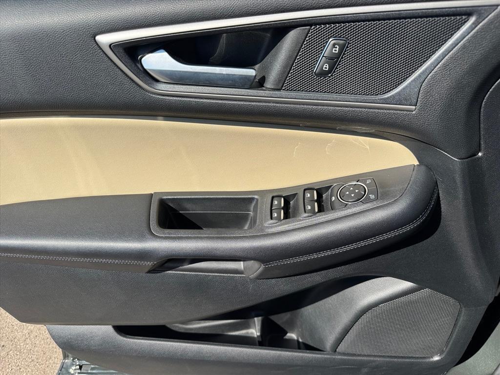 used 2022 Ford Edge car, priced at $29,882