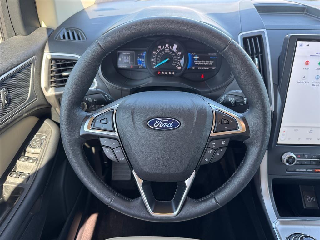 used 2022 Ford Edge car, priced at $29,882