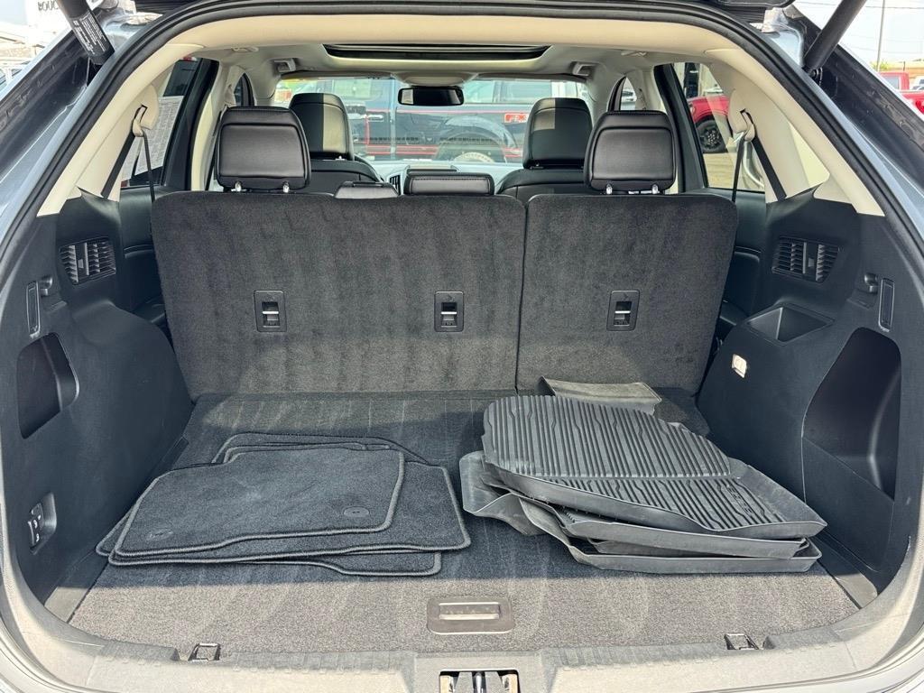 used 2022 Ford Edge car, priced at $28,518