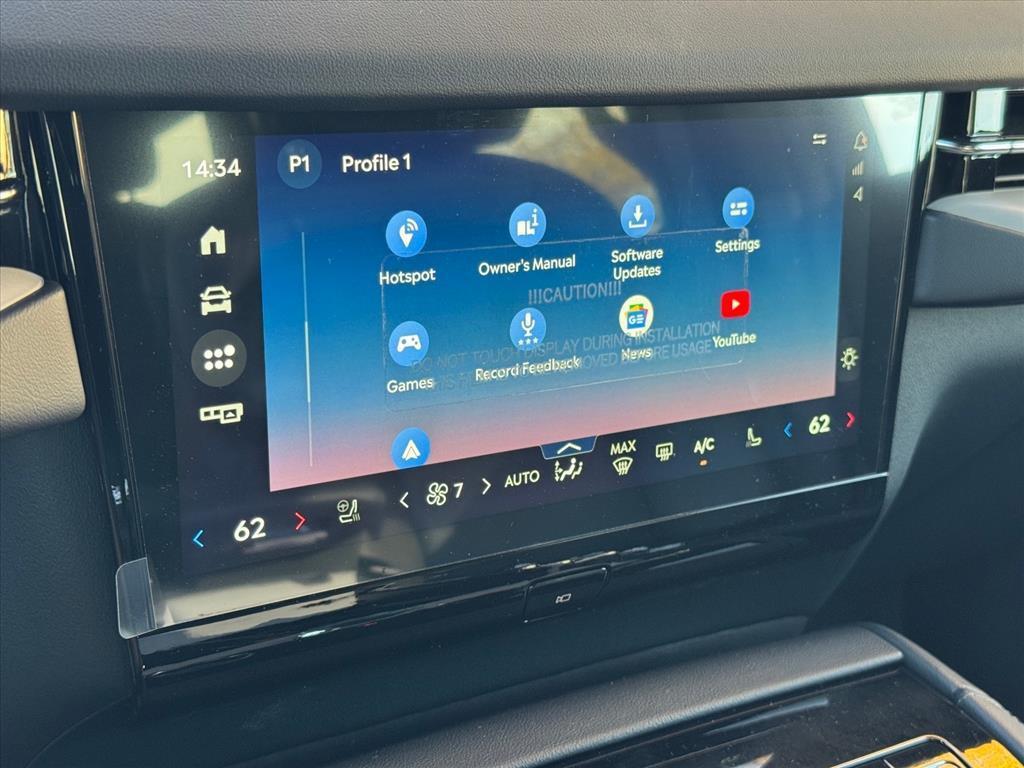 new 2025 Lincoln Navigator car, priced at $107,960