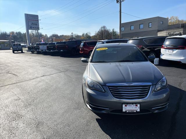 used 2013 Chrysler 200 car