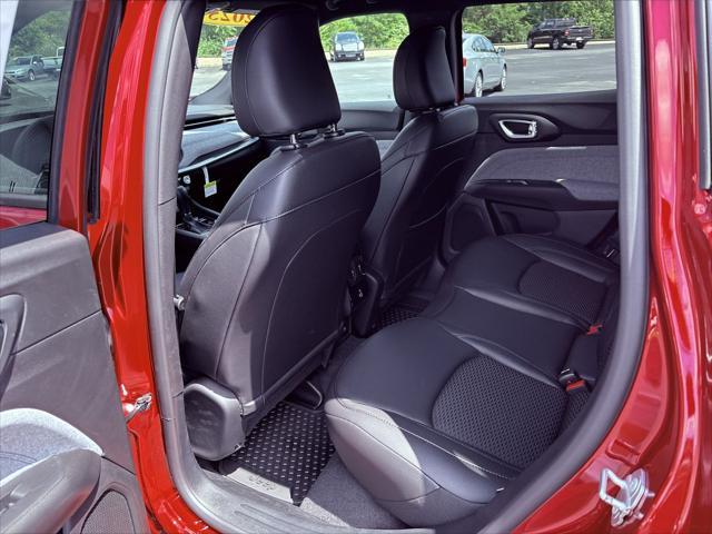 new 2025 Jeep Compass car, priced at $31,638