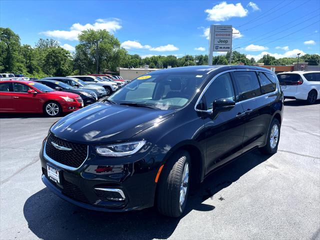 new 2024 Chrysler Pacifica car, priced at $47,445