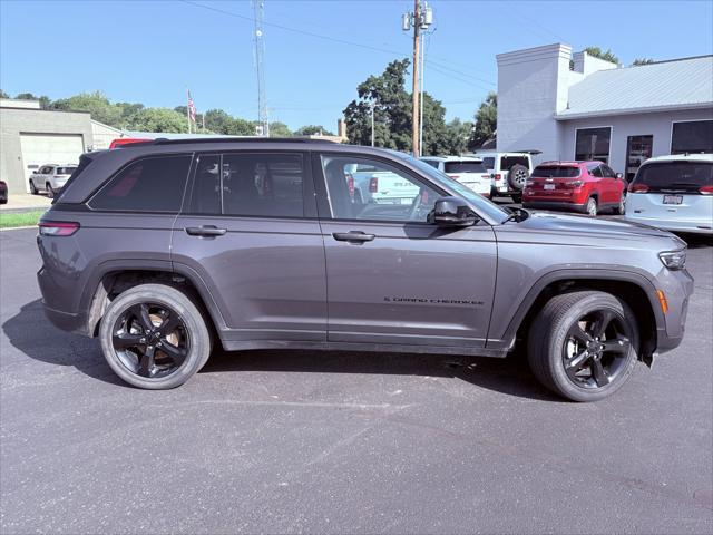 used 2023 Jeep Grand Cherokee car, priced at $31,450
