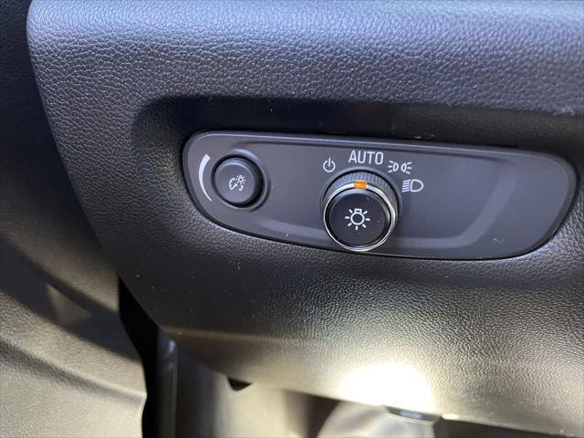 used 2022 Chevrolet Traverse car, priced at $26,975