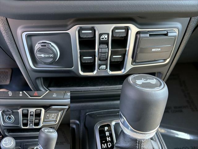 new 2025 Jeep Wrangler car, priced at $53,052