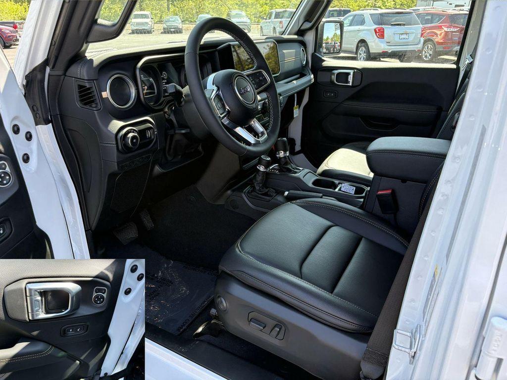 new 2025 Jeep Wrangler car, priced at $52,455