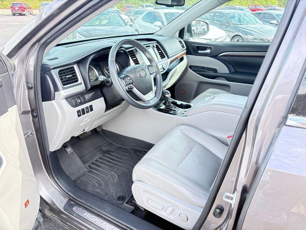 used 2016 Toyota Highlander car, priced at $17,825