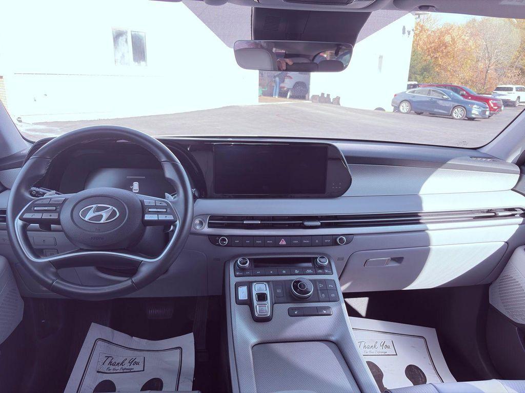 used 2025 Hyundai Palisade car, priced at $34,950