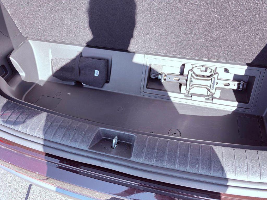 used 2025 Hyundai Palisade car, priced at $34,950