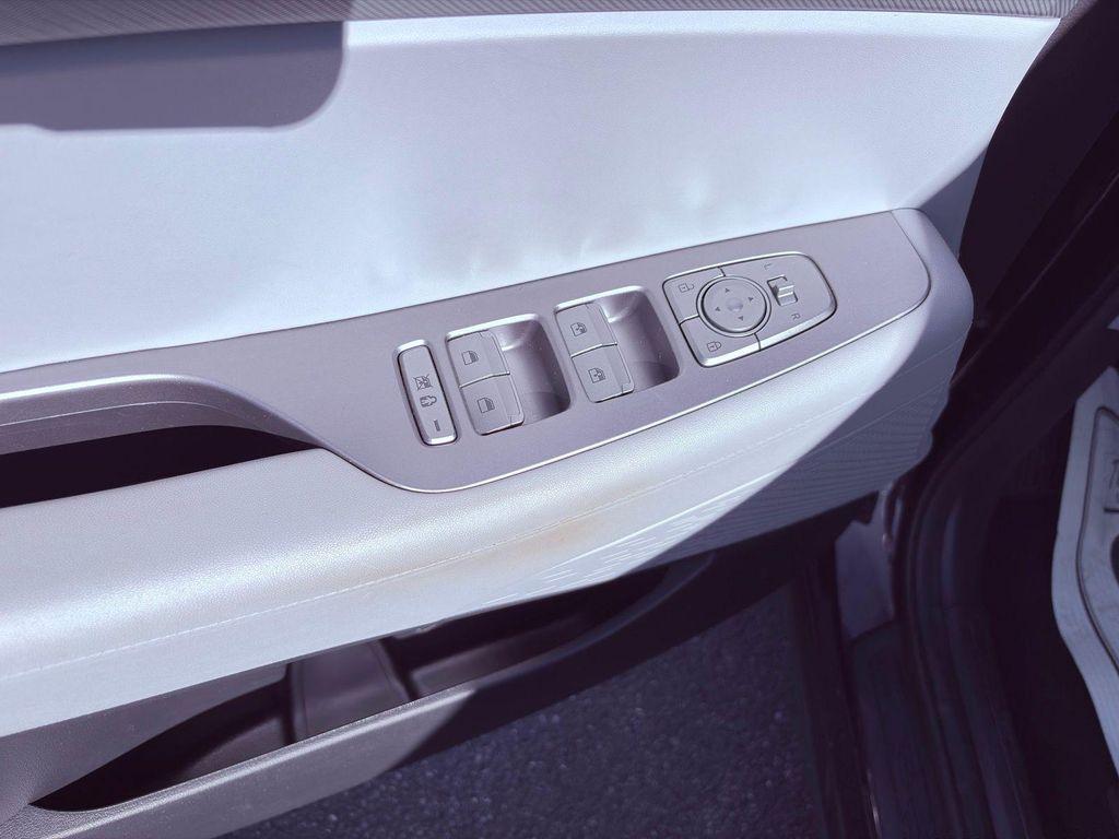 used 2025 Hyundai Palisade car, priced at $34,950