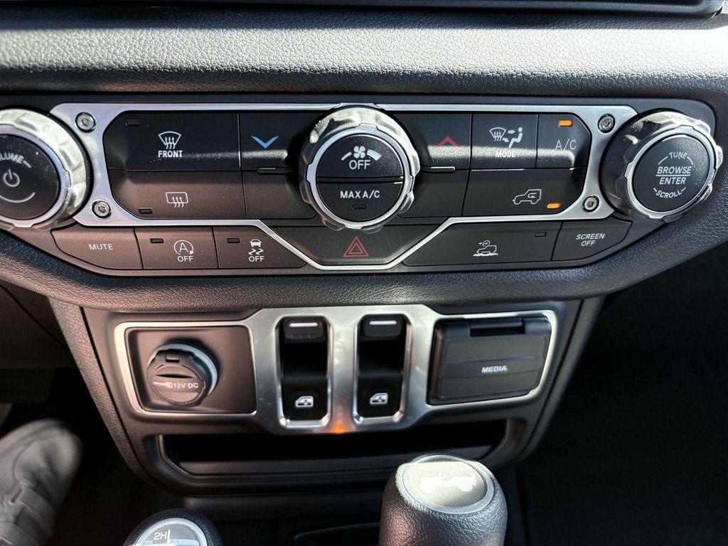 used 2025 Jeep Wrangler car, priced at $31,925