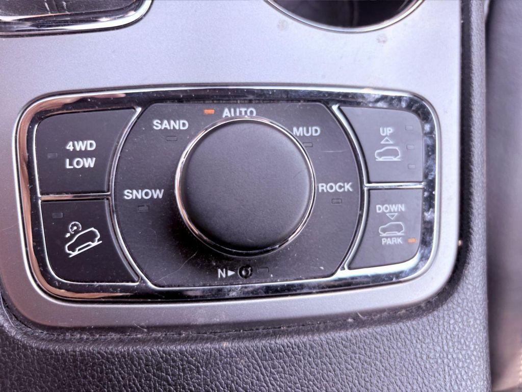 used 2020 Jeep Grand Cherokee car, priced at $22,975