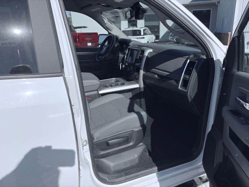 used 2020 Ram 1500 Classic car, priced at $24,975