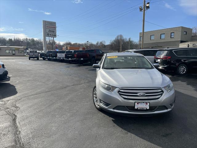 used 2013 Ford Taurus car