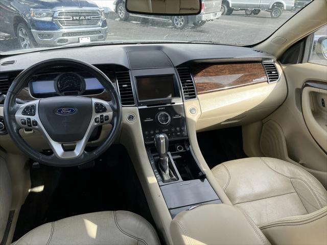 used 2013 Ford Taurus car