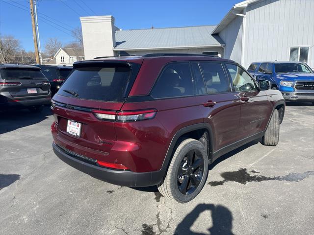 new 2025 Jeep Grand Cherokee car, priced at $50,020