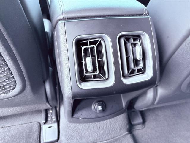 used 2024 Kia Sorento car, priced at $28,950