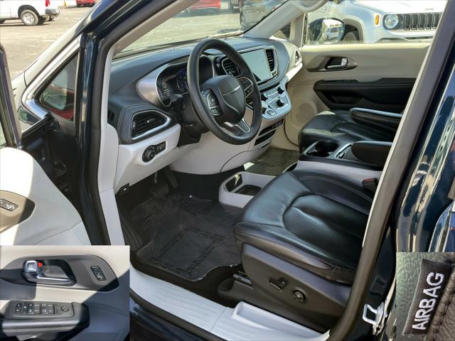 used 2022 Chrysler Pacifica car