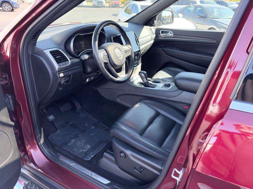 used 2021 Jeep Grand Cherokee car, priced at $27,600