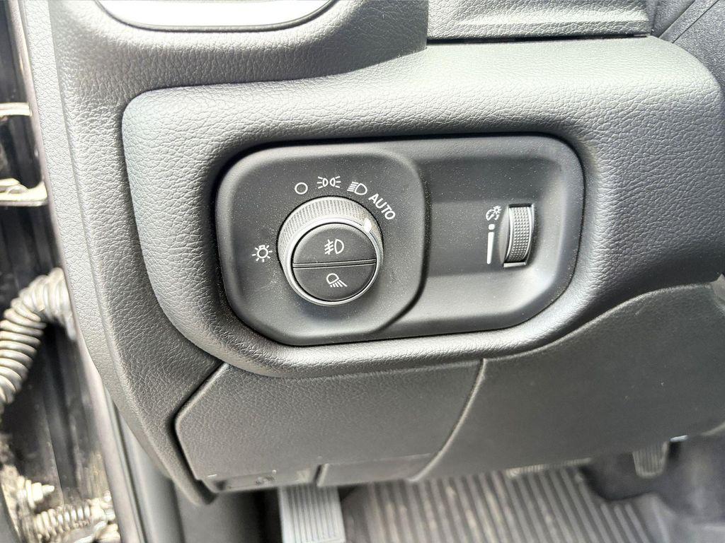 new 2025 Ram 2500 car, priced at $68,987